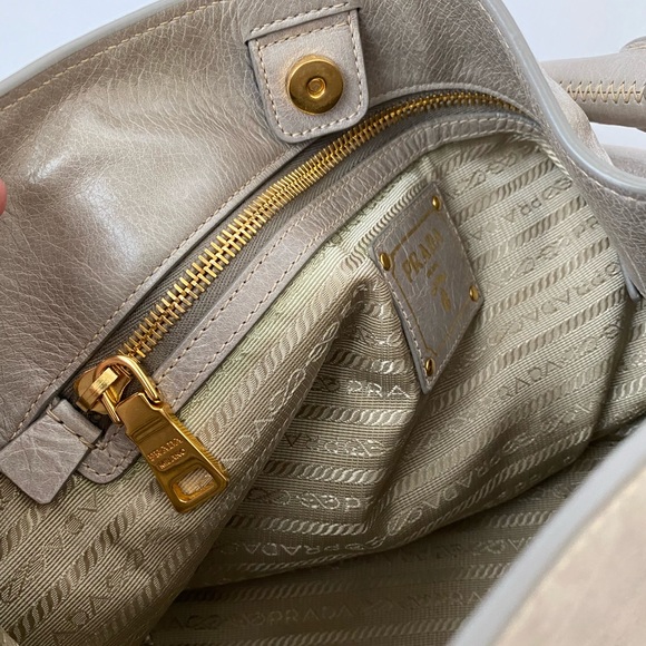 Prada shoulder bag - Picture 12 of 12